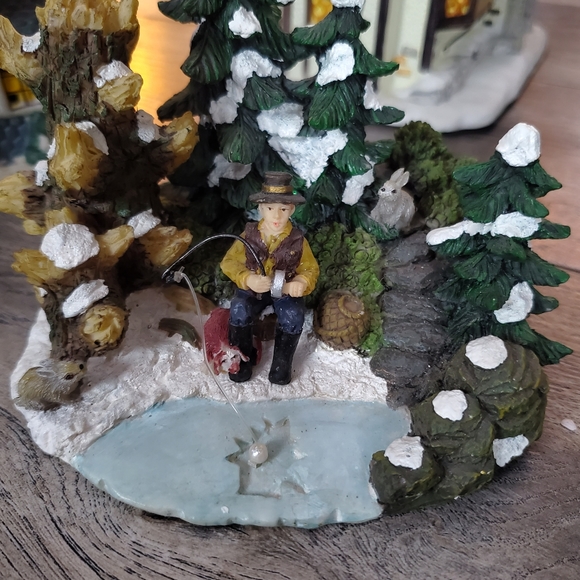 Christmas village decoration - Picture 1 of 5